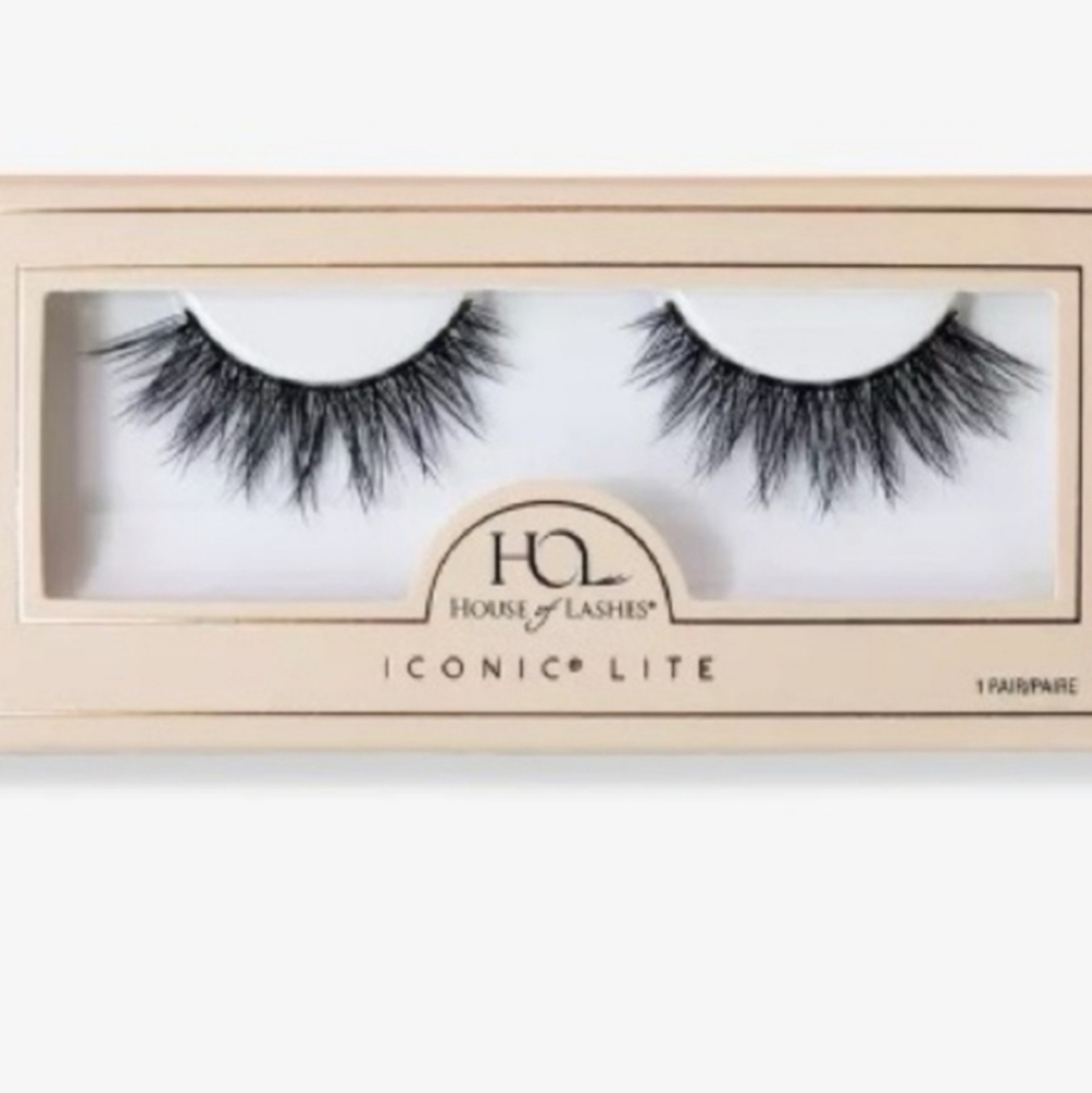NIB House of Lashes Iconic Lite Full False Lashes